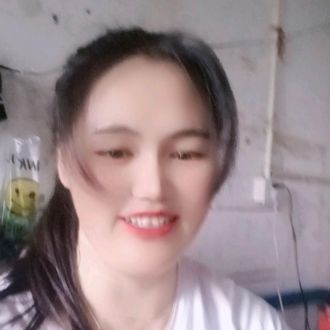 雪花满天飞🦋