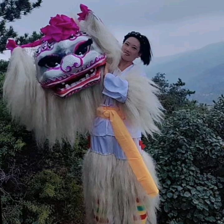 丫头（不要连赞）