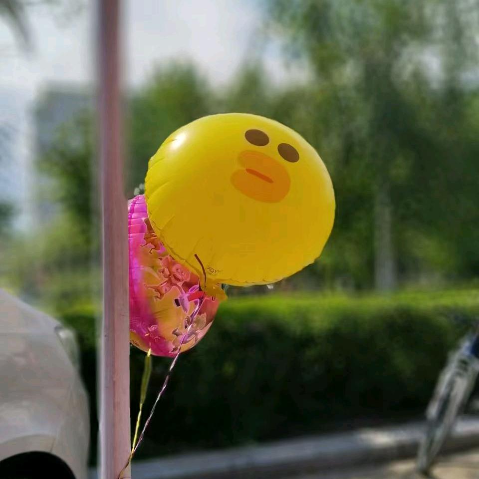 橄榄绿