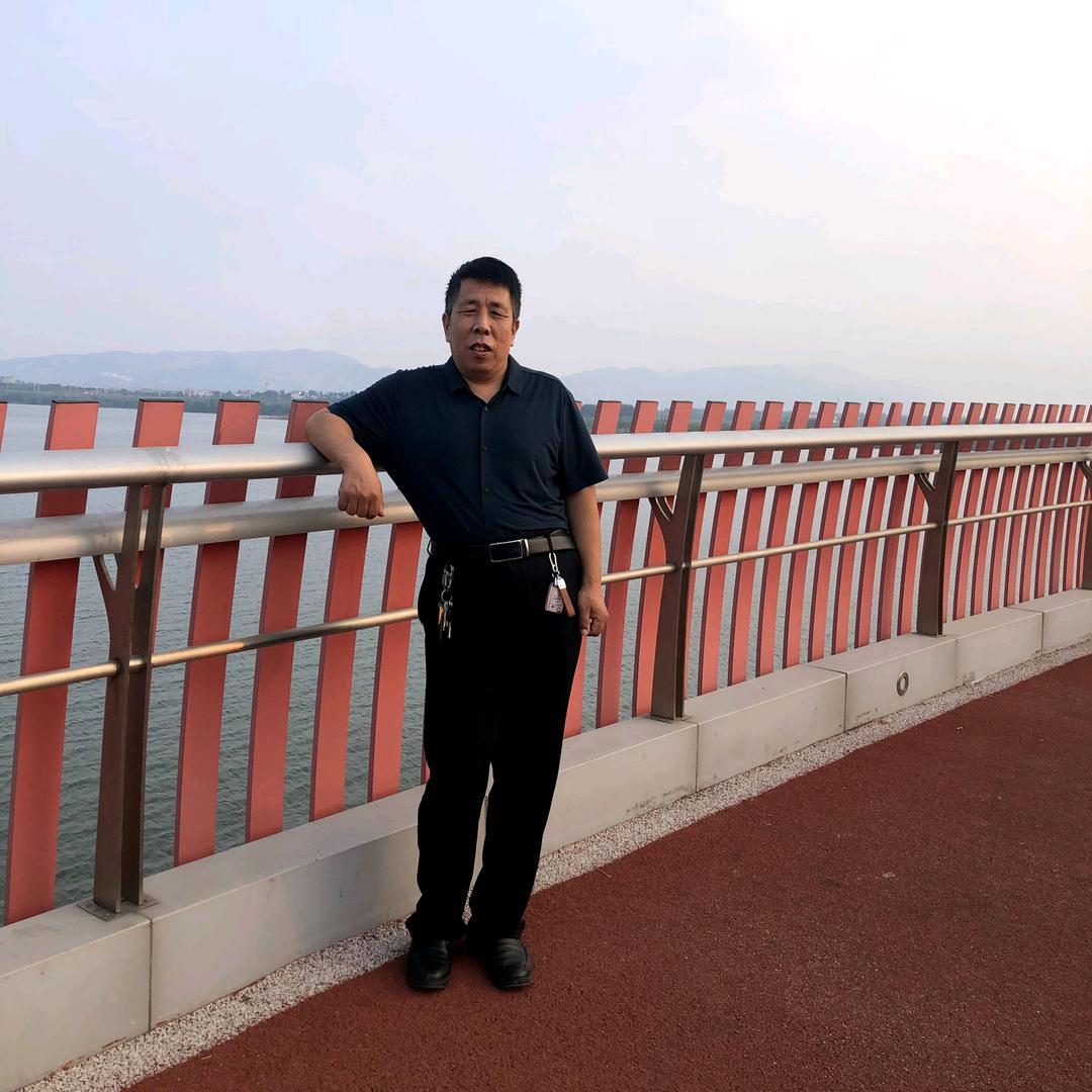 喜庆祥和，说房王