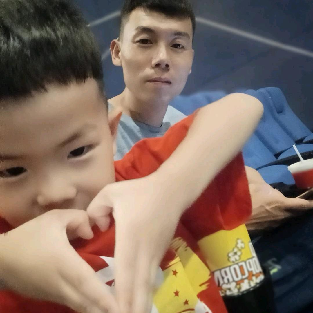 陕西人在日喀则 卖车兰德酷路泽