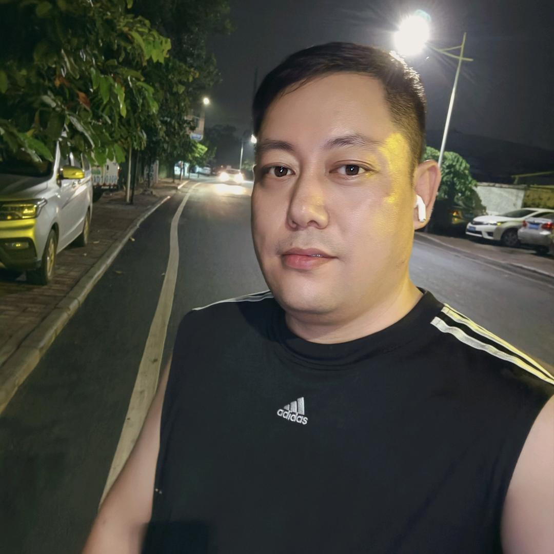 戴哥日化批发选品仓