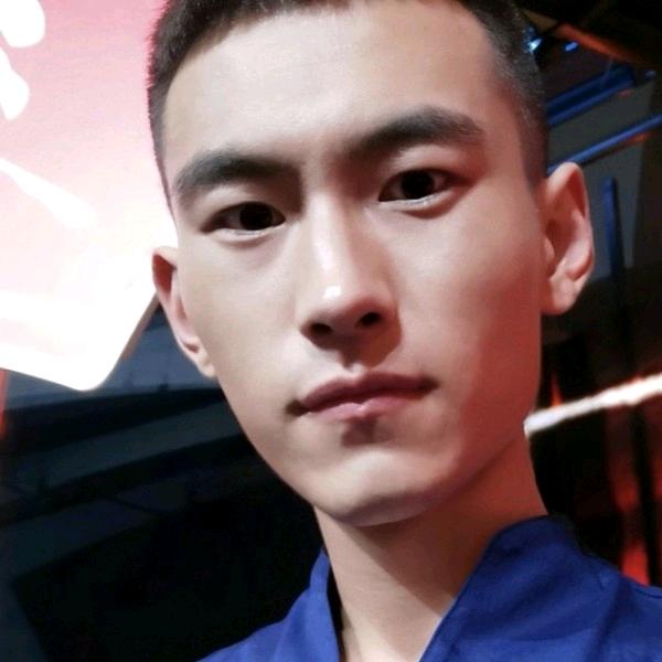 石头人阳阳
