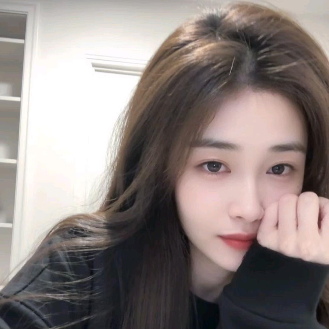 倾尽年华丶终是梦💭.