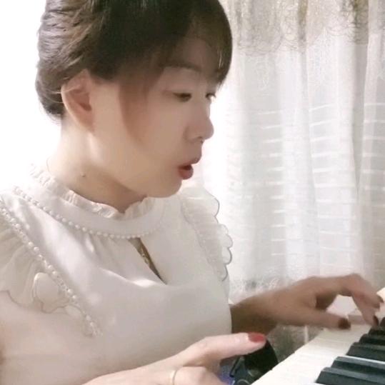 兰儿吃喝玩乐