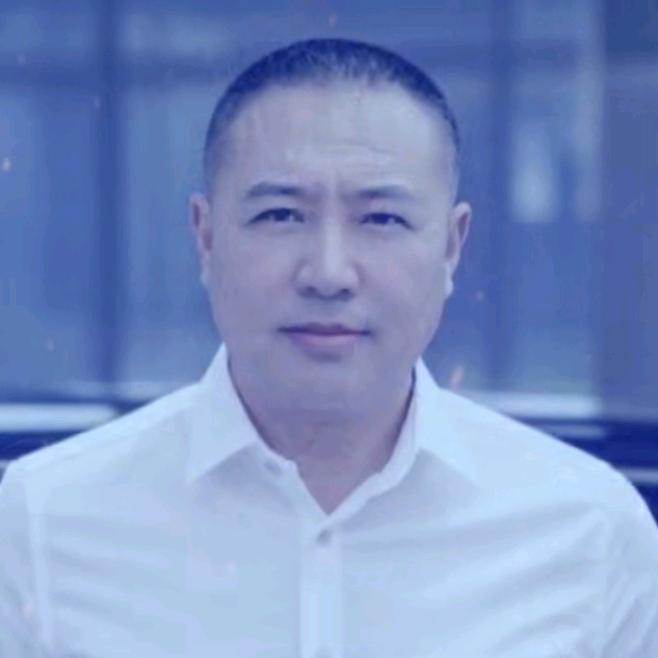 成蒙何爱