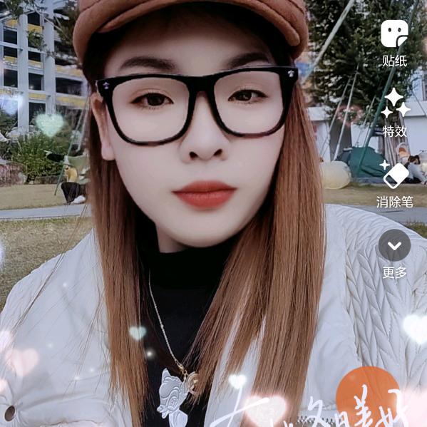 李桃秀