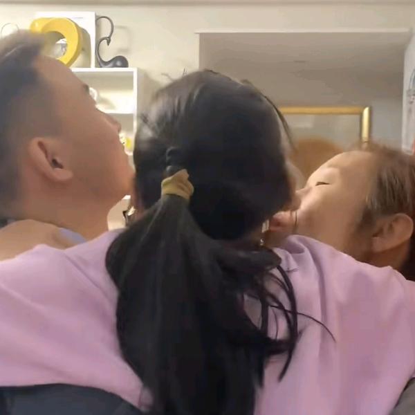 @小小助手