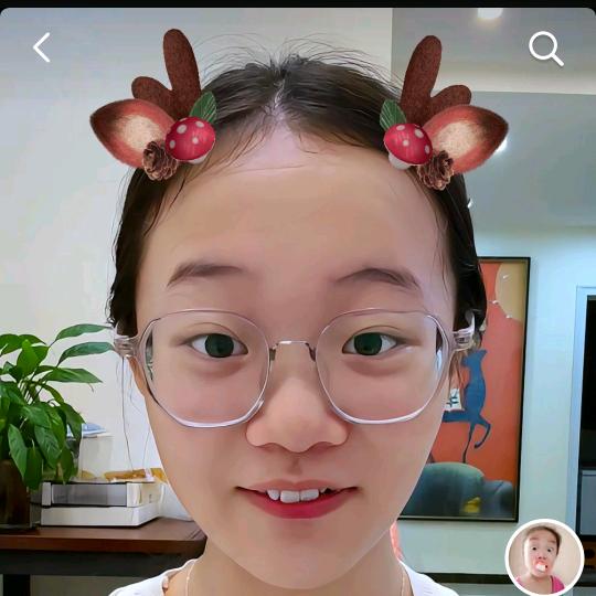 梓琳吃不饱