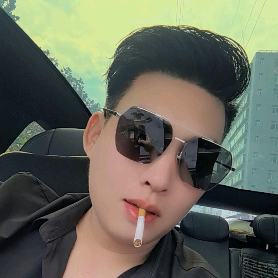 铭༊哥🇨🇳