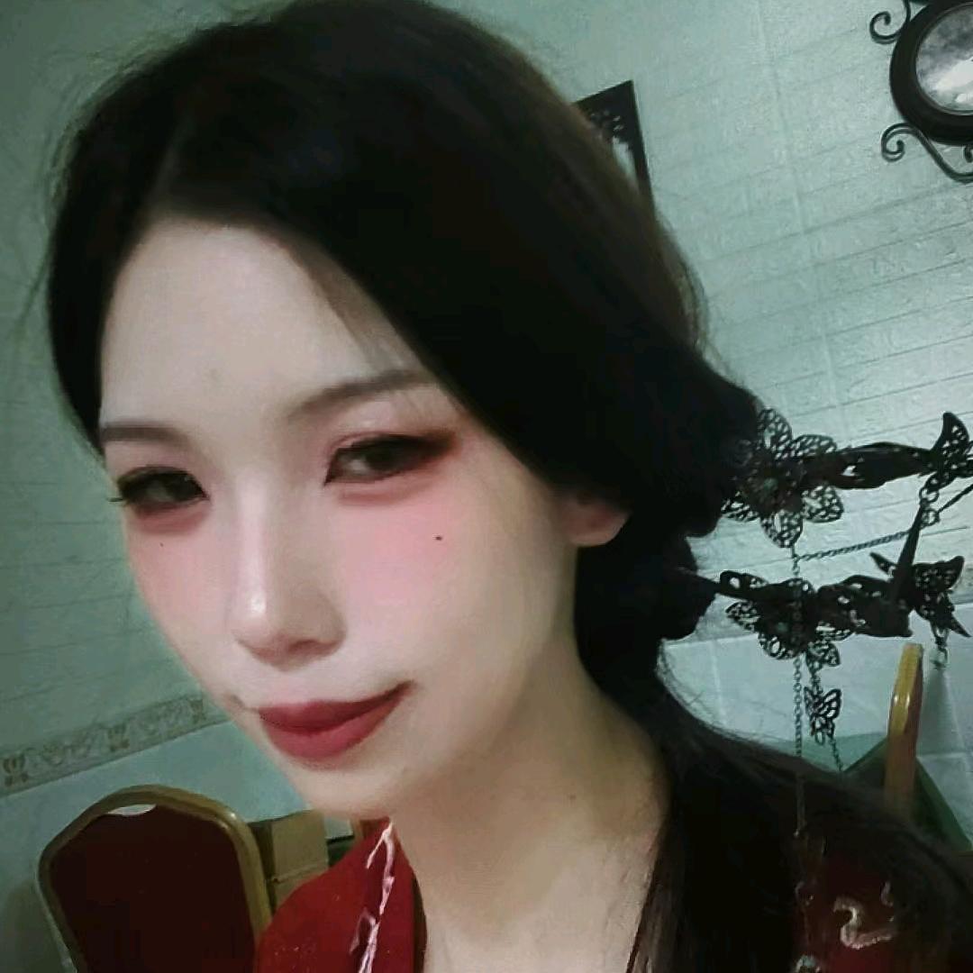 何月莲
