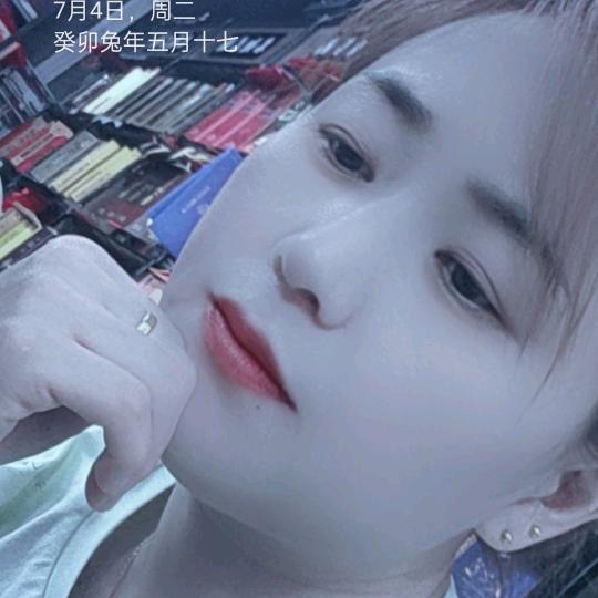 ꧁༺心酸༒比柠檬༻꧂