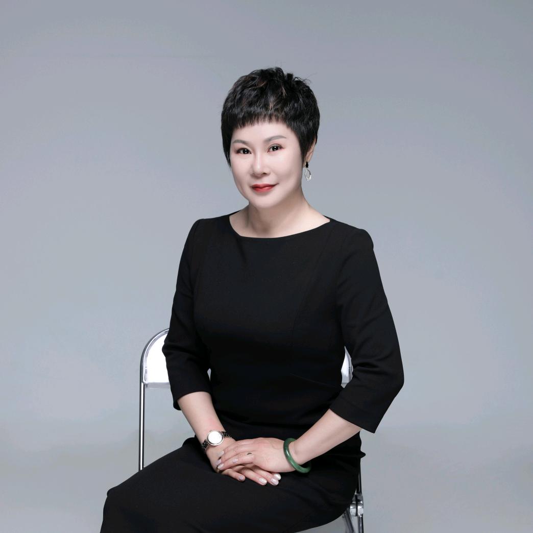 爱健身的白姐姐