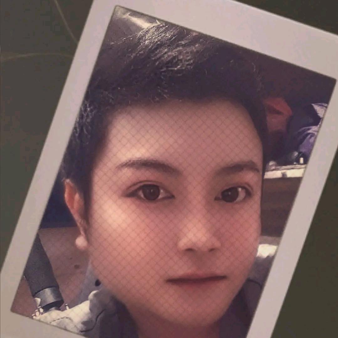 叾屾未来捌