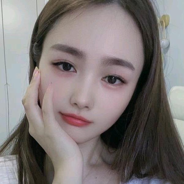 卡洛琳美睫商行