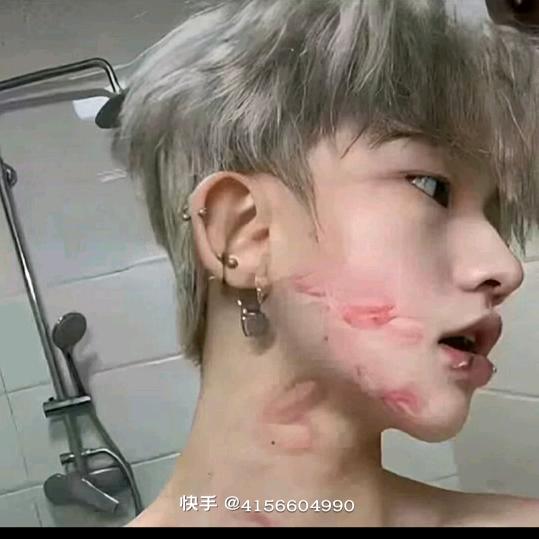 贡秋😜多吉(◦˙▽˙◦)