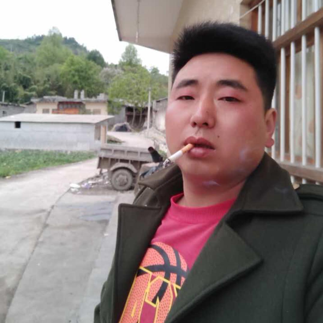 郑在努力中
