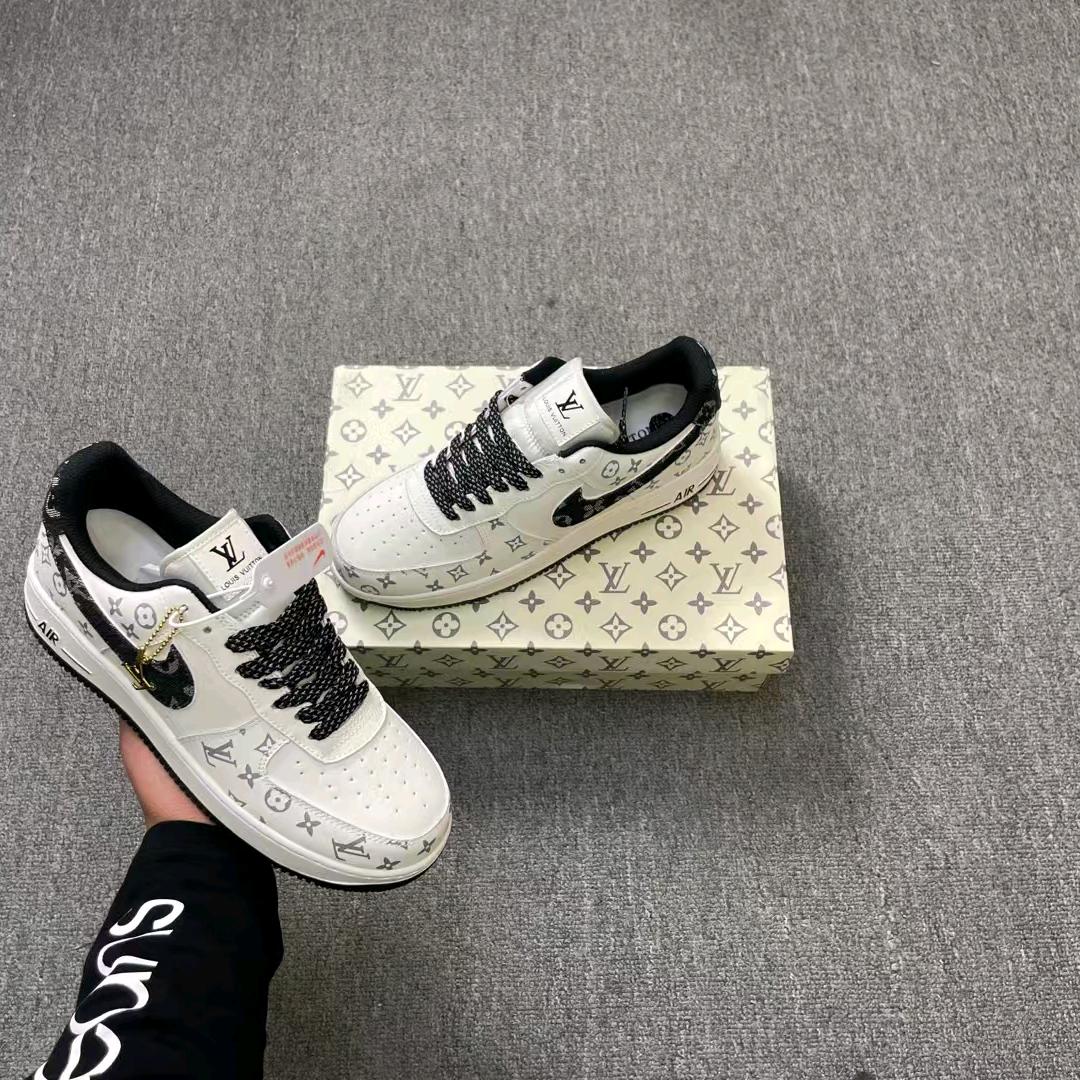 小萱.