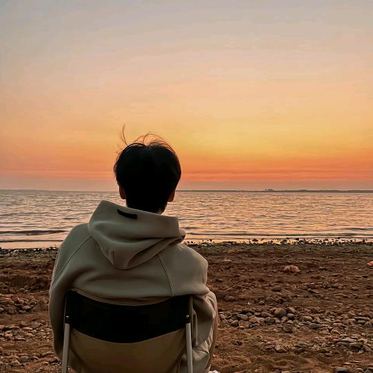 ￴￴ ￴￴￴ㅤ￴風还在吹