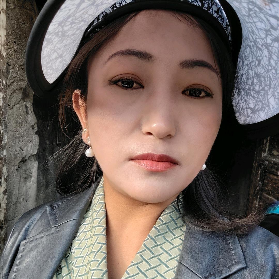 ღ᭄💞兜里꧔ꦿ᭄ 半颗糖💕