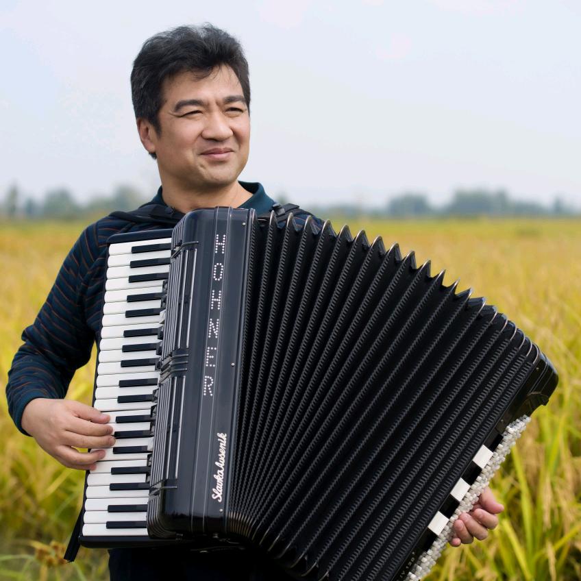 丁运东（手风琴+钢琴）
