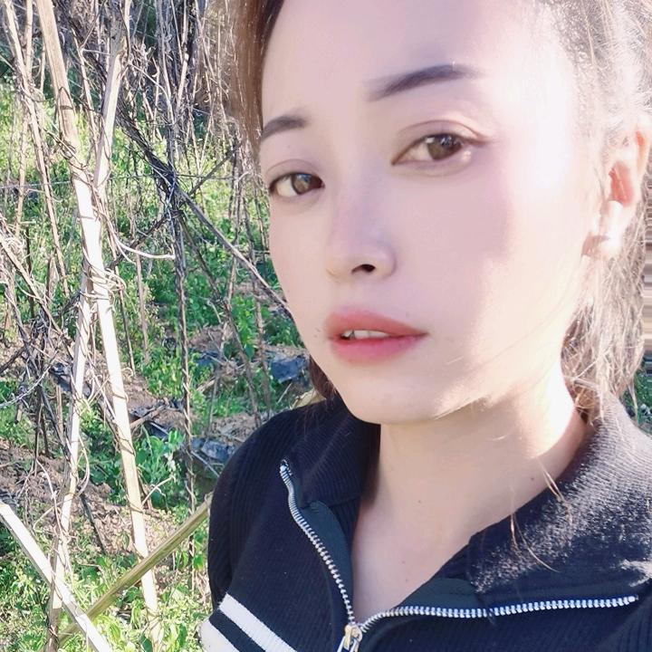 (｡･ω･｡)ﾉ♡后(*^ω^*)来&