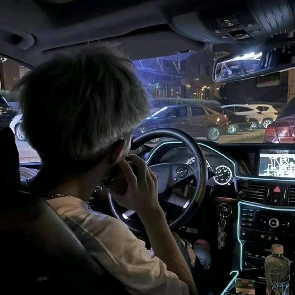 A.乐乐
