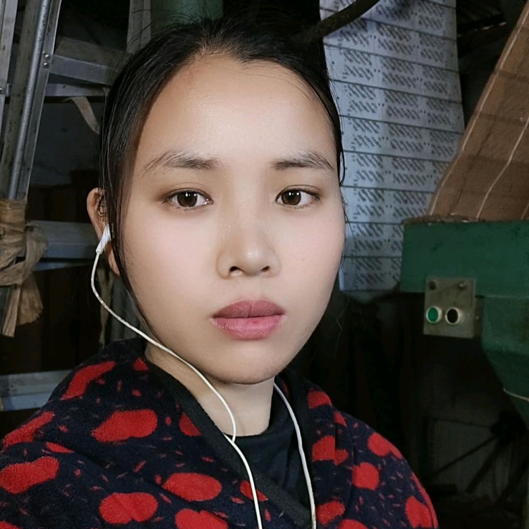 德昂姑娘