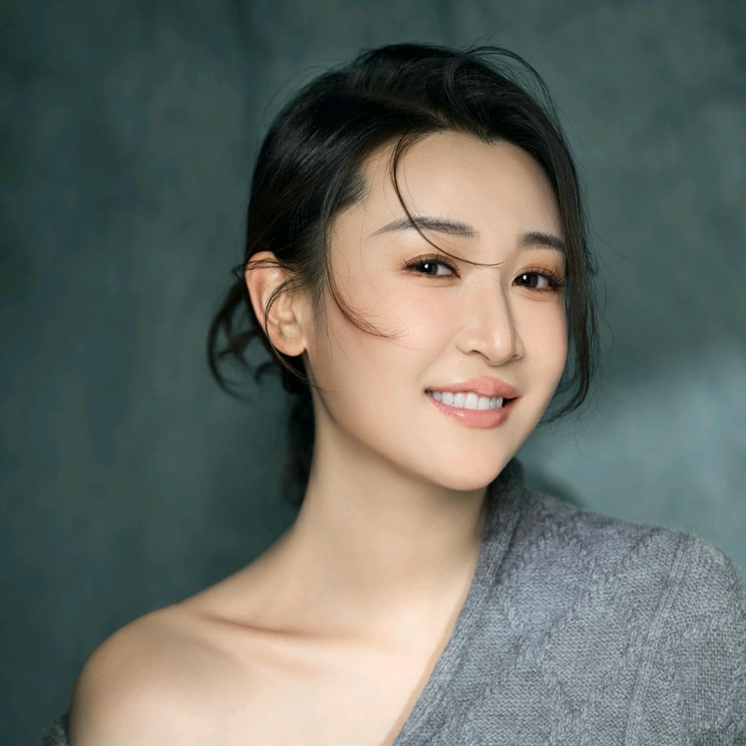 杨晓彤💕(红果同名)
