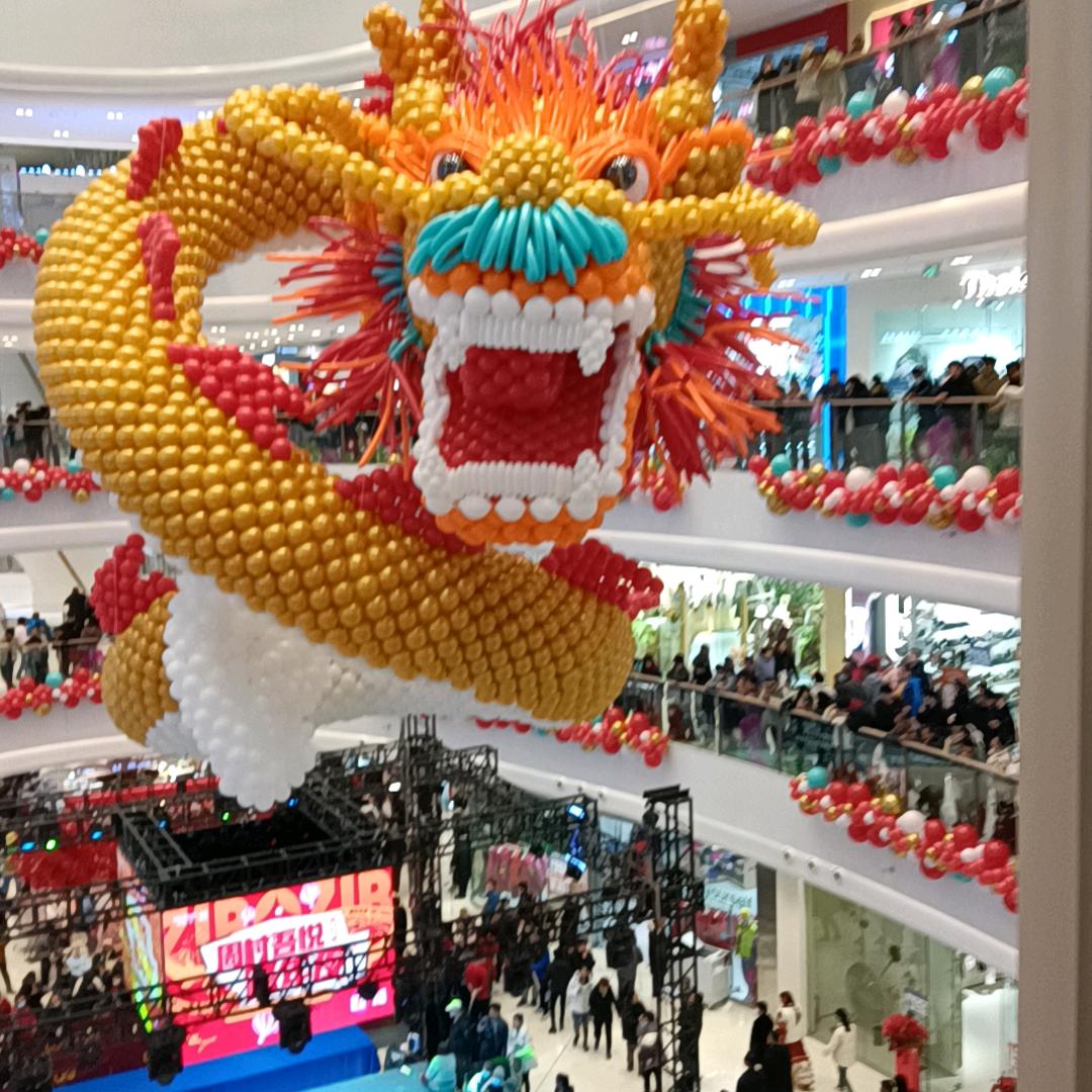 睿睿玥玥的姥姥