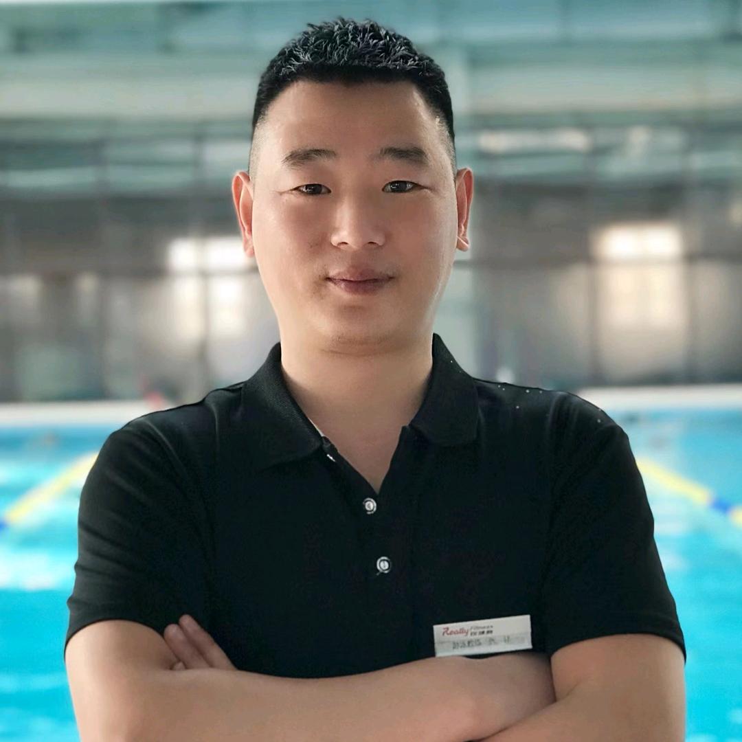 锐健身游泳张林教练