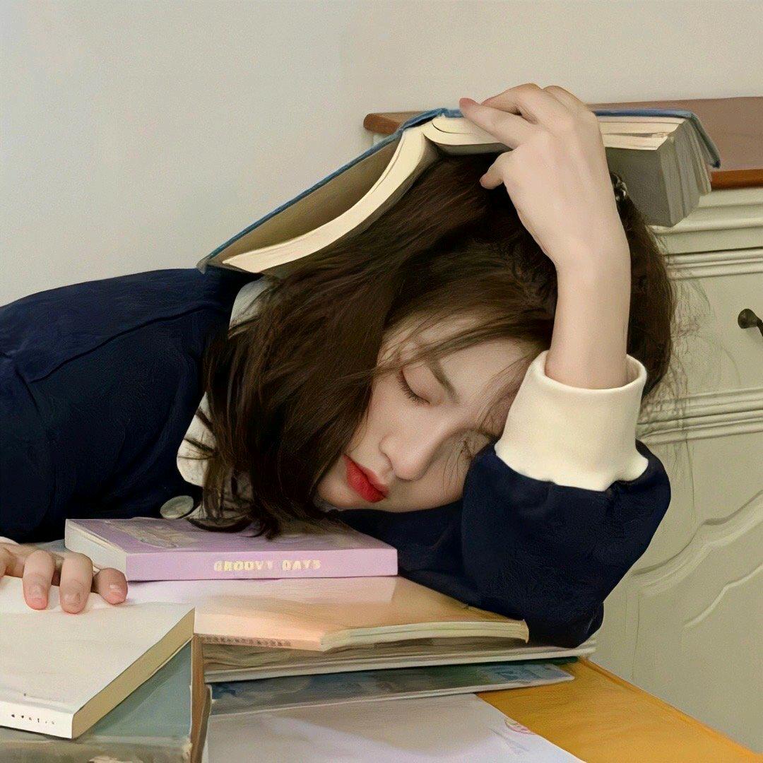困困很困💤