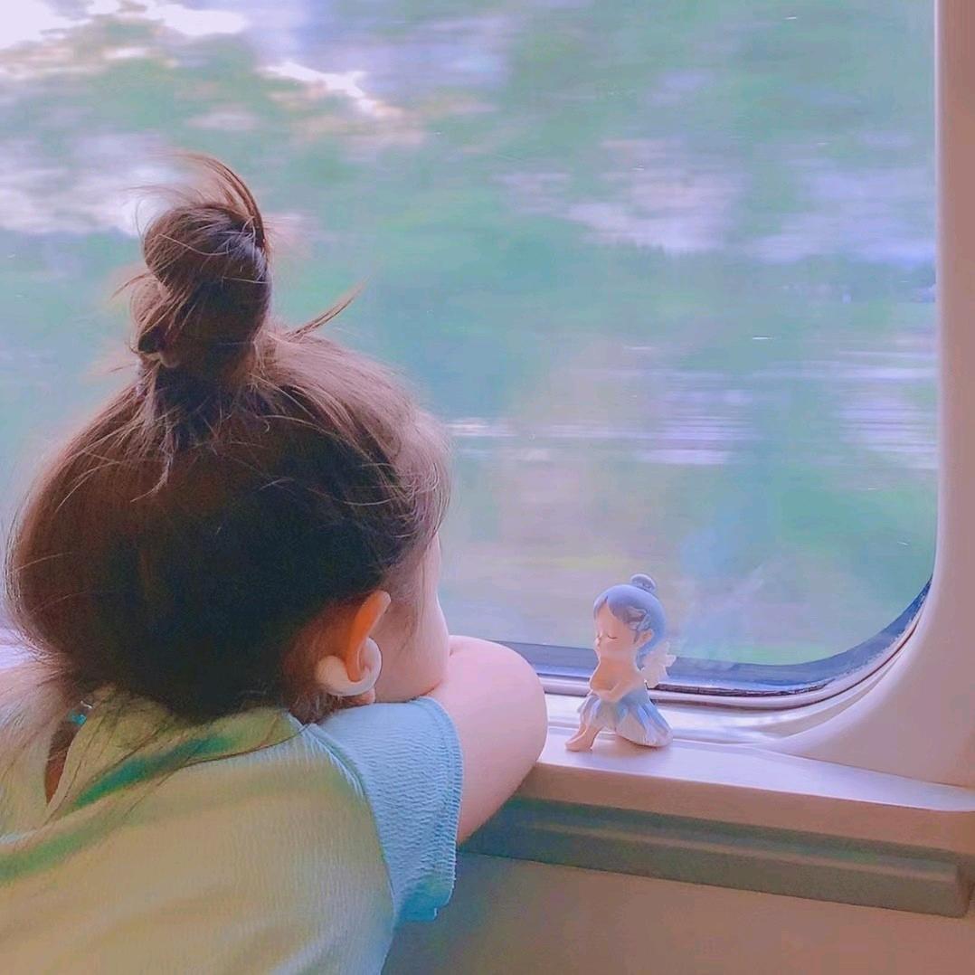 妤妤头像