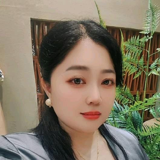 倩倩LI
