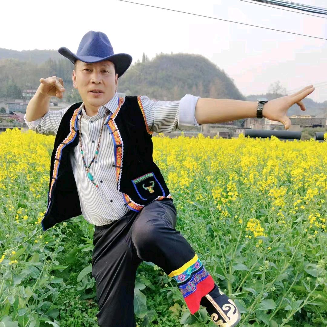 贵州农村单身哥，想听山歌关注我直播间