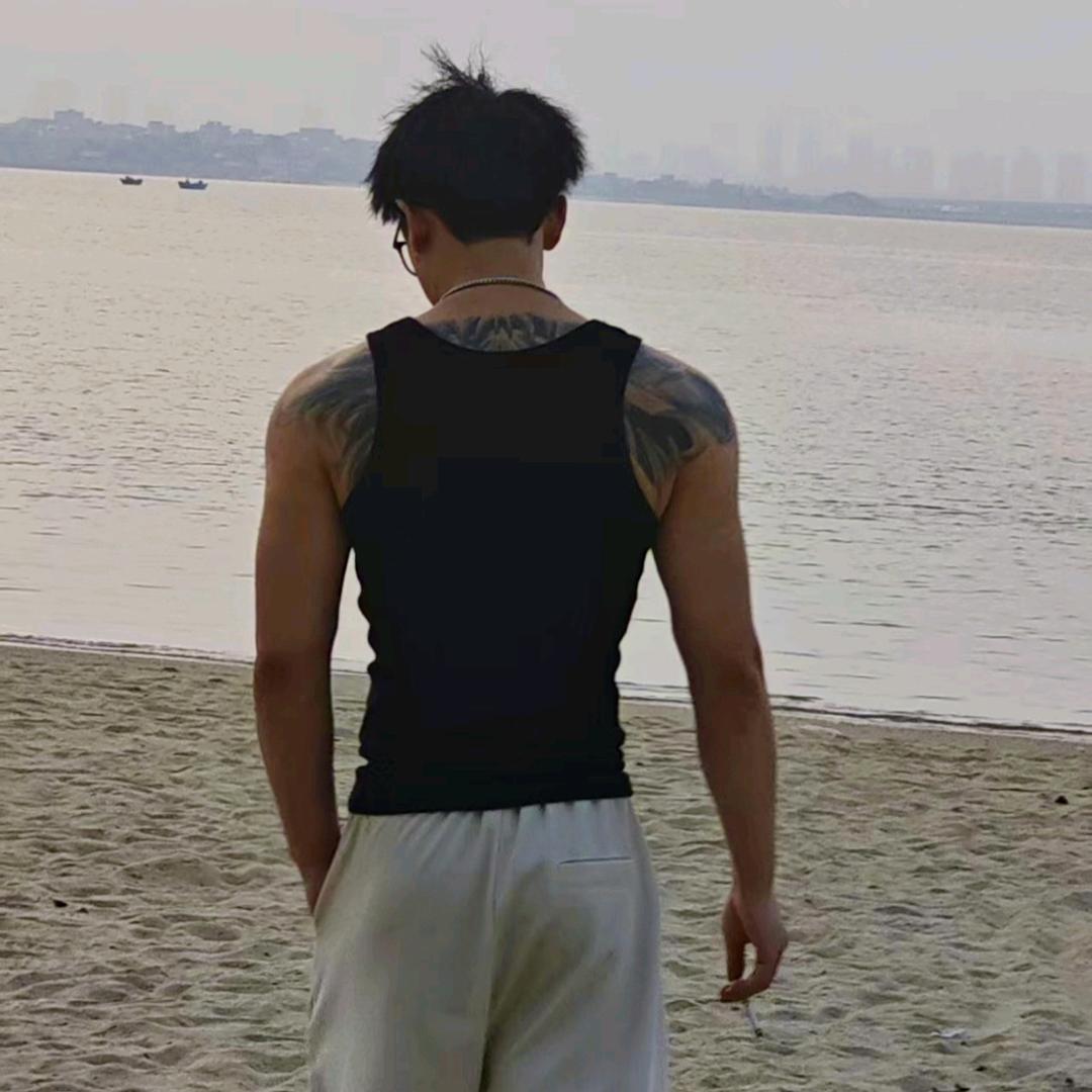 跃动力堡健身唐教练