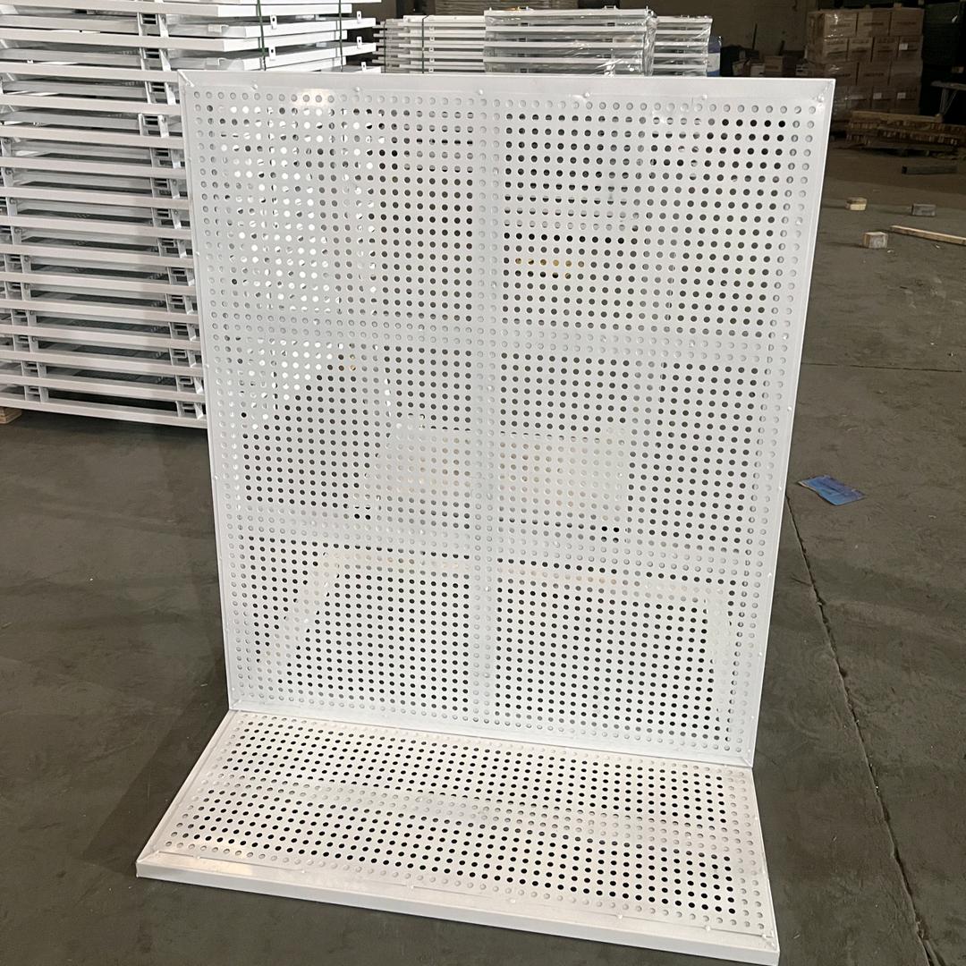 通欧防爆铁马护栏