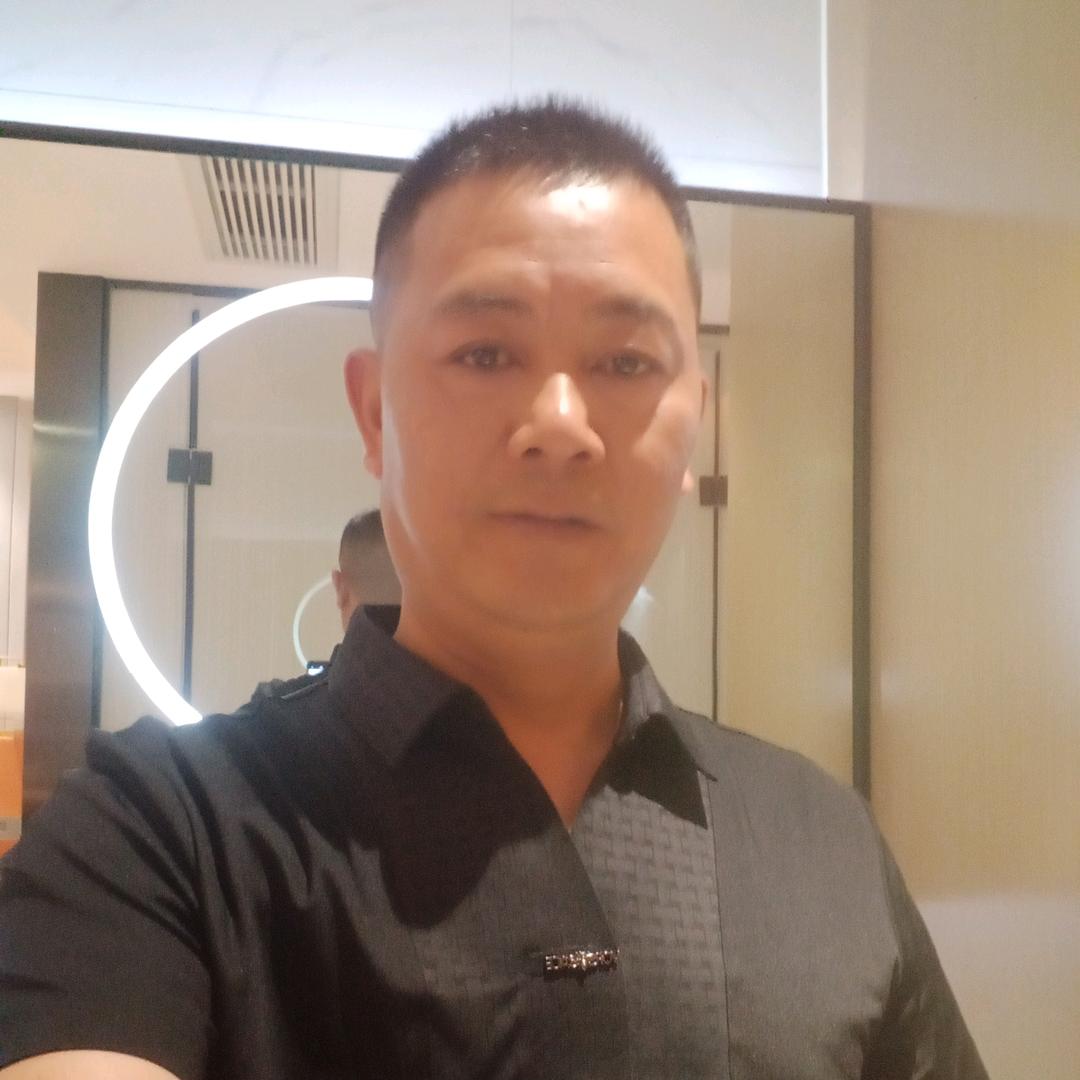 开心男人华哥单身75年兔子
