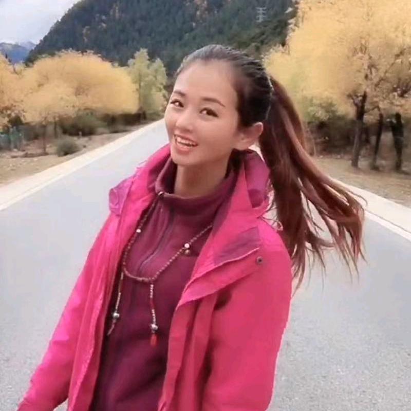 芳嘟💋