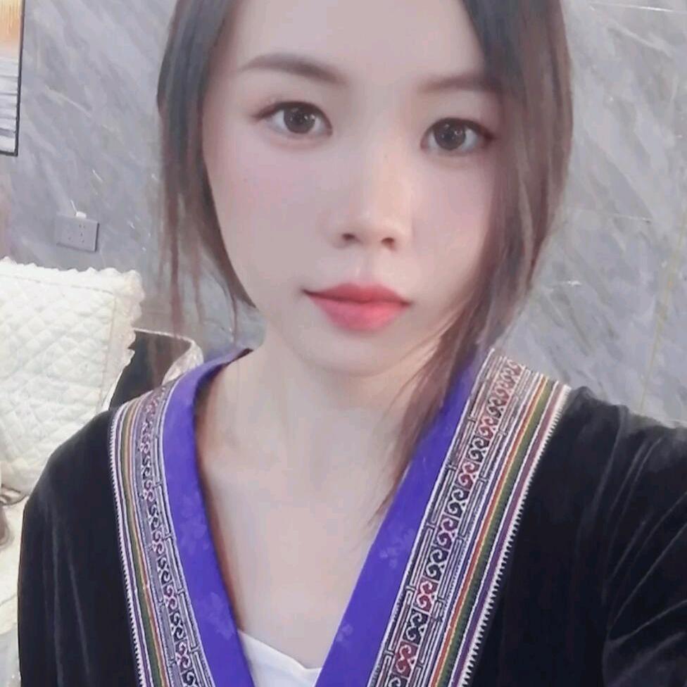 苗族姑娘