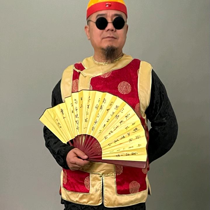 康之歌公司画家何江熊臻藏