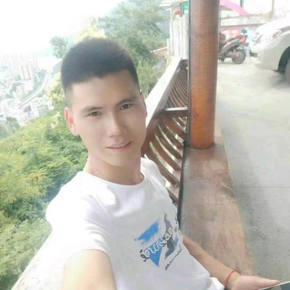 小青不亲
