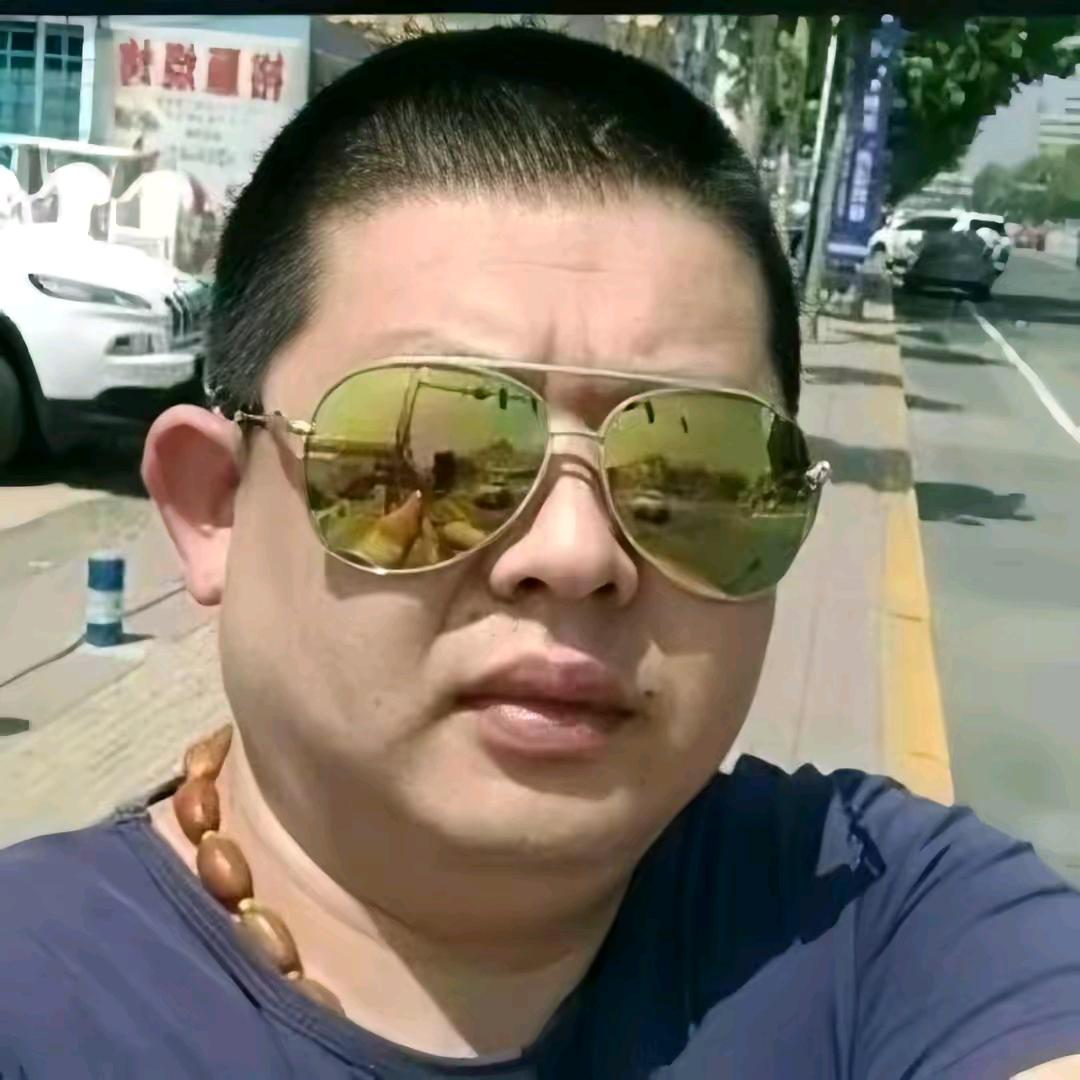 建材批发老吕头像