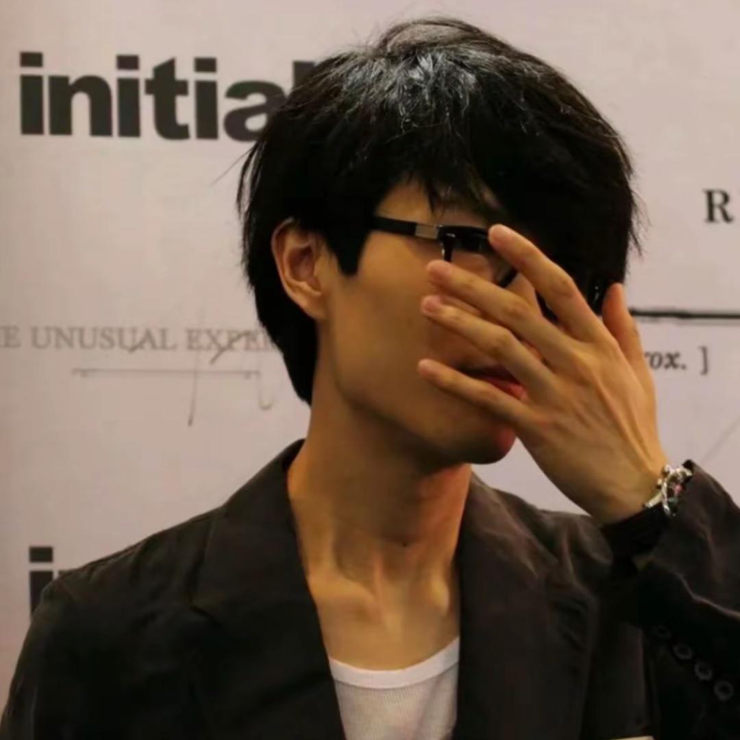 一只没礼貌的臭企鹅