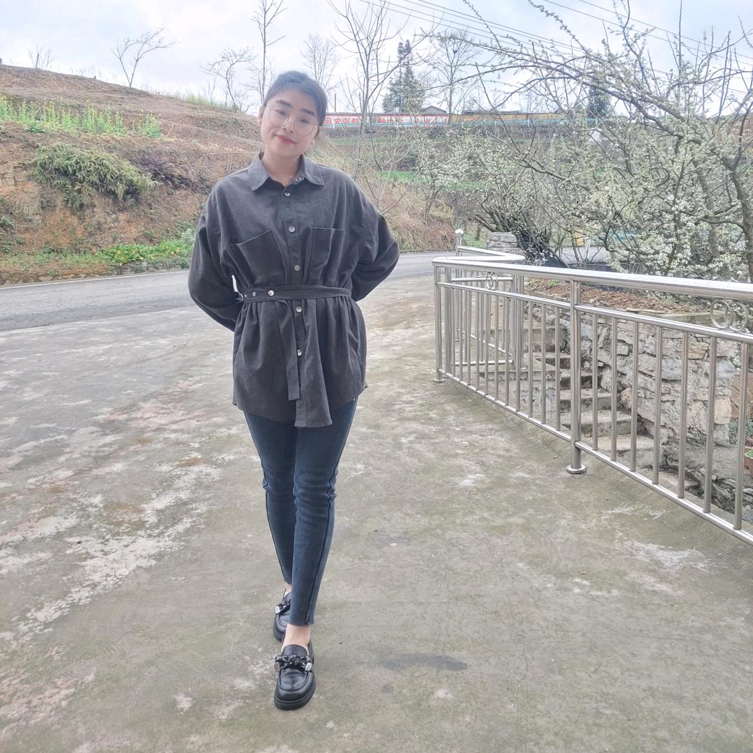 思念托春风寄去