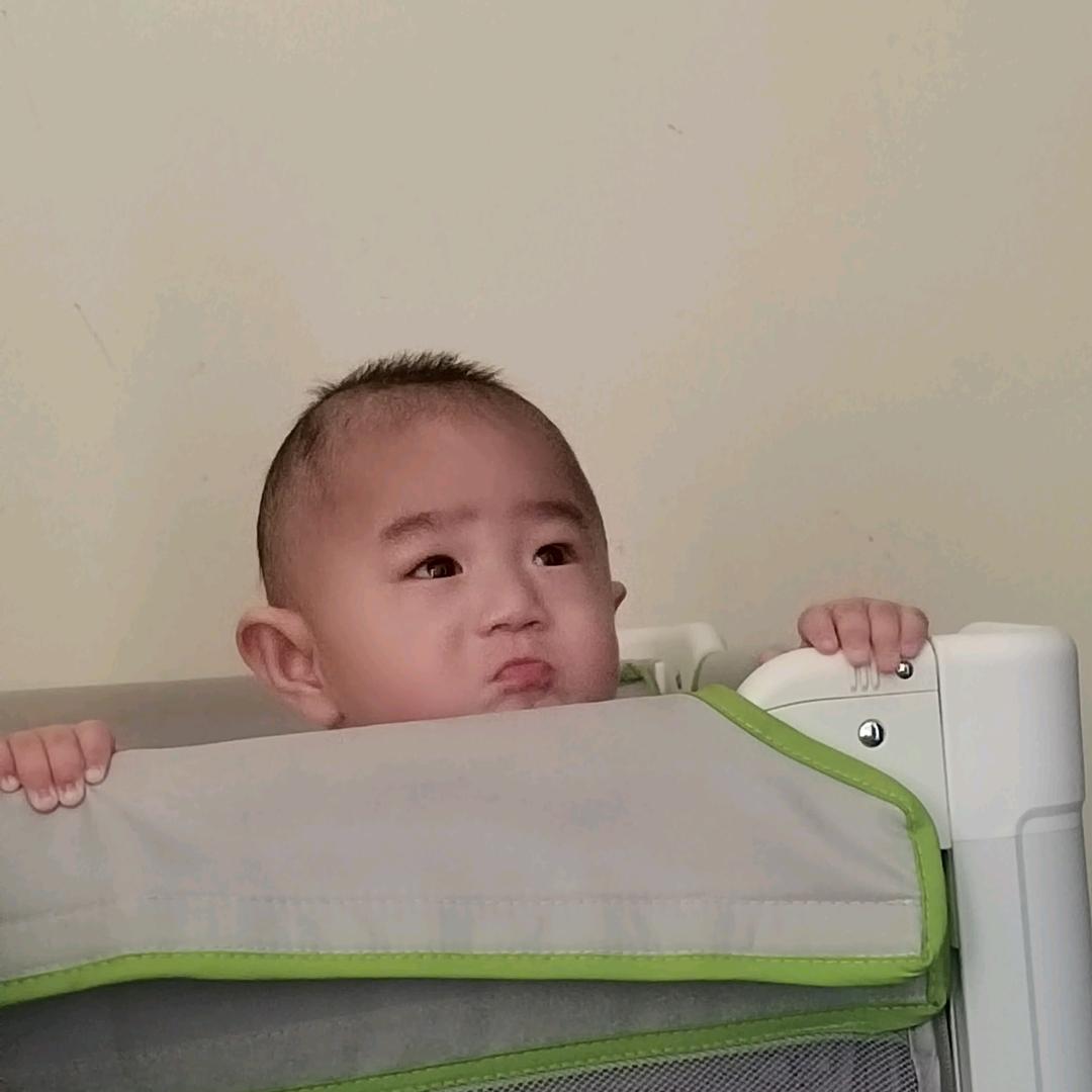 开心的张相瑾