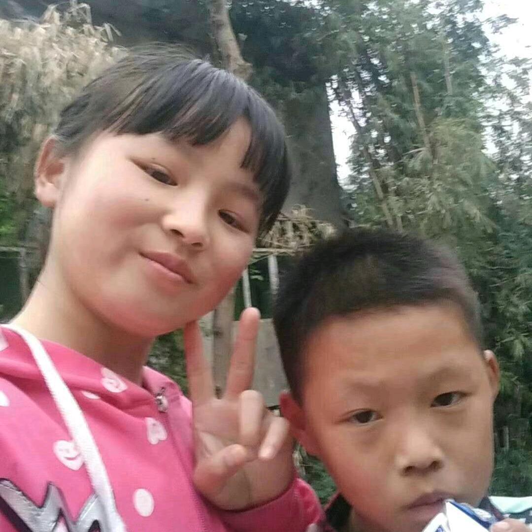 雯