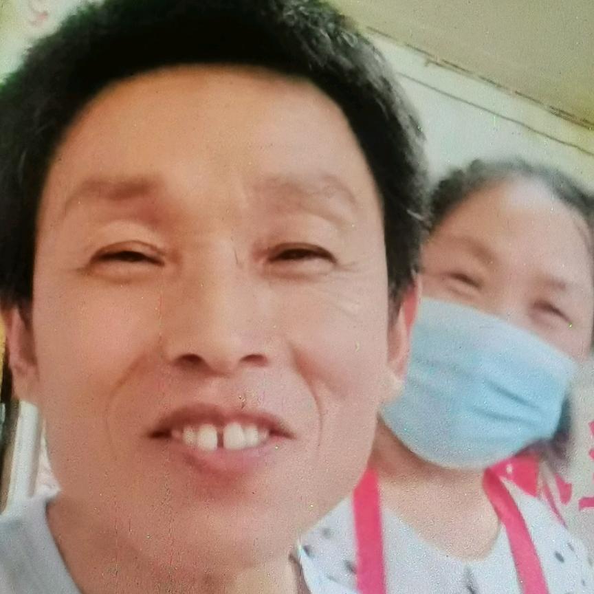 山东高唐迎春街东北烤冷面