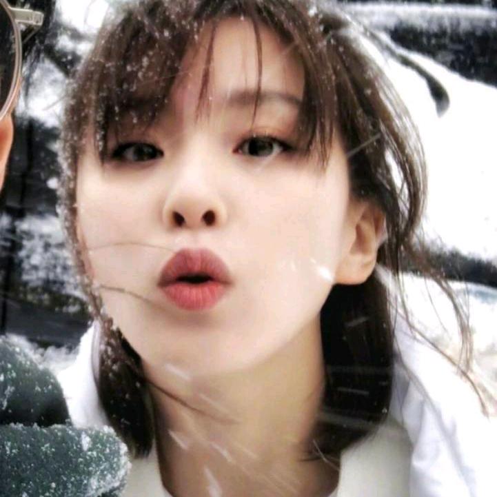 秋秋子