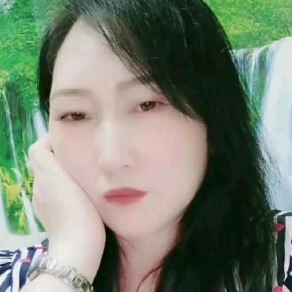 杨芬